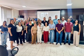 REUNIÃO DISCUTE REPASSE DE ASSISTÊNCIA FINANCEIRA E DESAFIOS NA GESTÃO DE SAÚDE MUNICIPAL