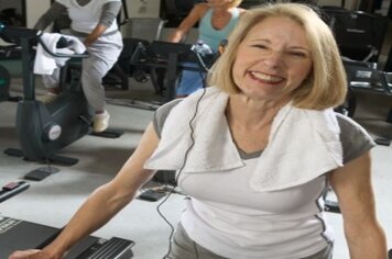 Estudo vincula atividade física a menor risco de câncer de mama